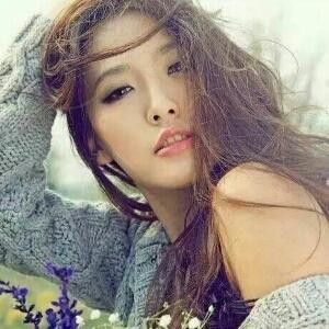 小嗯