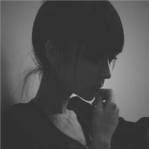 梁先生的烟小姐