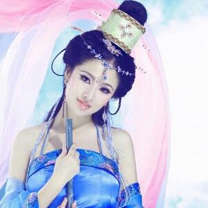 明卿城月倾城陌