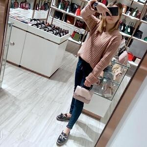 vi