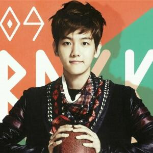 蓝玫瑰的勋伯萱