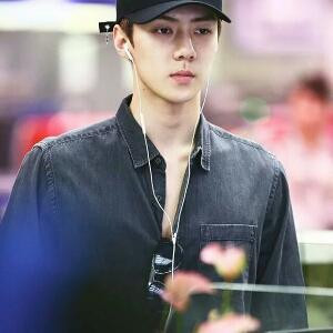 EXO