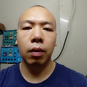 李小华