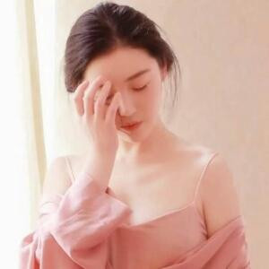 蓝笑悠