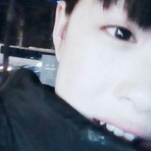 爱笑的莹妹妹呦