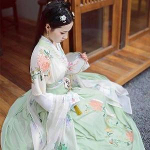 墨雪颜