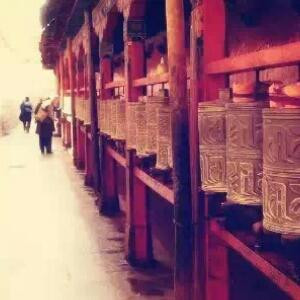 董小彬