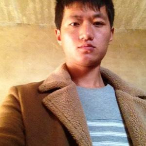 青春献给小酒桌