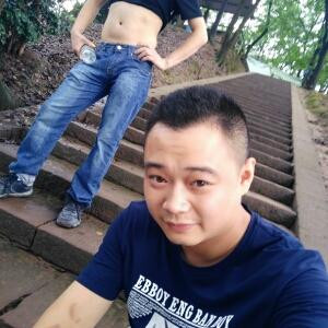 1飞翔的小鸟