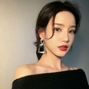 等月色温柔