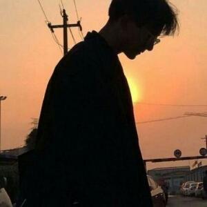 浮殇年华