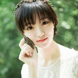 蓝心叶影