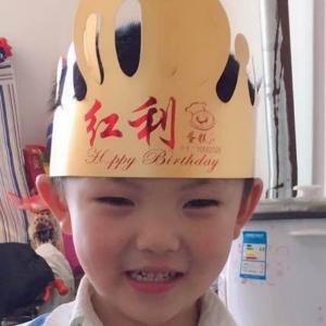 坐在坟头调戏鬼