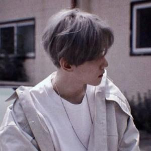 又双叒叕的zys