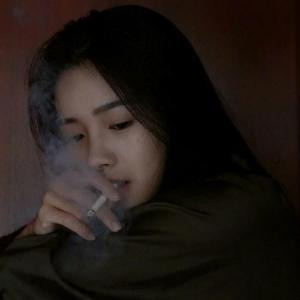 拉粑粑小仙女
