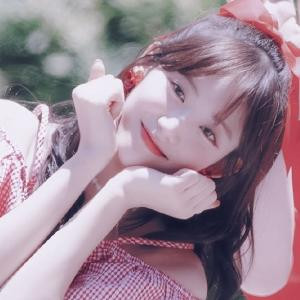 无暇啾深深