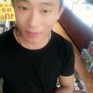 守护着蓝天白云