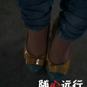 吕莎