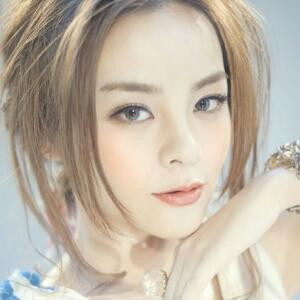 清纯小妖精