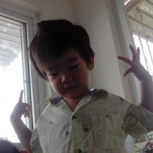 浮萍家的小小子