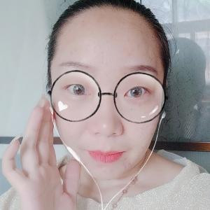 薇薇爱狗狗