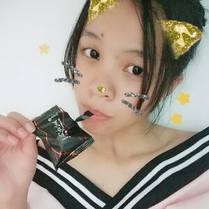 暖手牵冷手