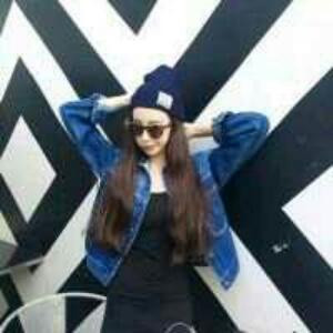 夜深忽梦少年事