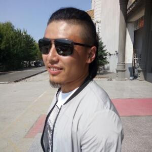 娱乐传统弓小鹏