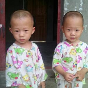 阿权
