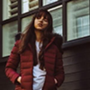 ￡风雨中的『过客』