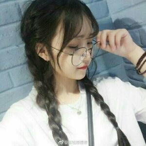 初璃兮微°半心人?