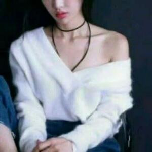 昀朵下有狐谍曼妙轻盈的舞