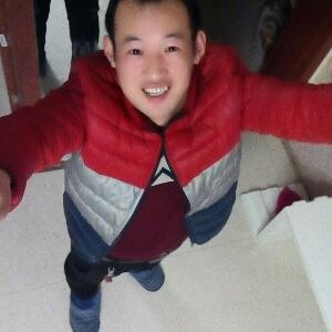 看书的老男孩