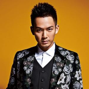 飘☞渺☜人♬ 生