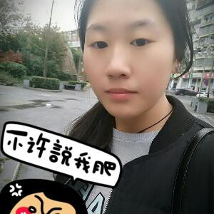 依依