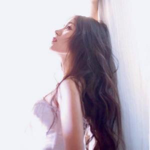Raina_