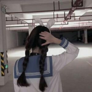 逸九